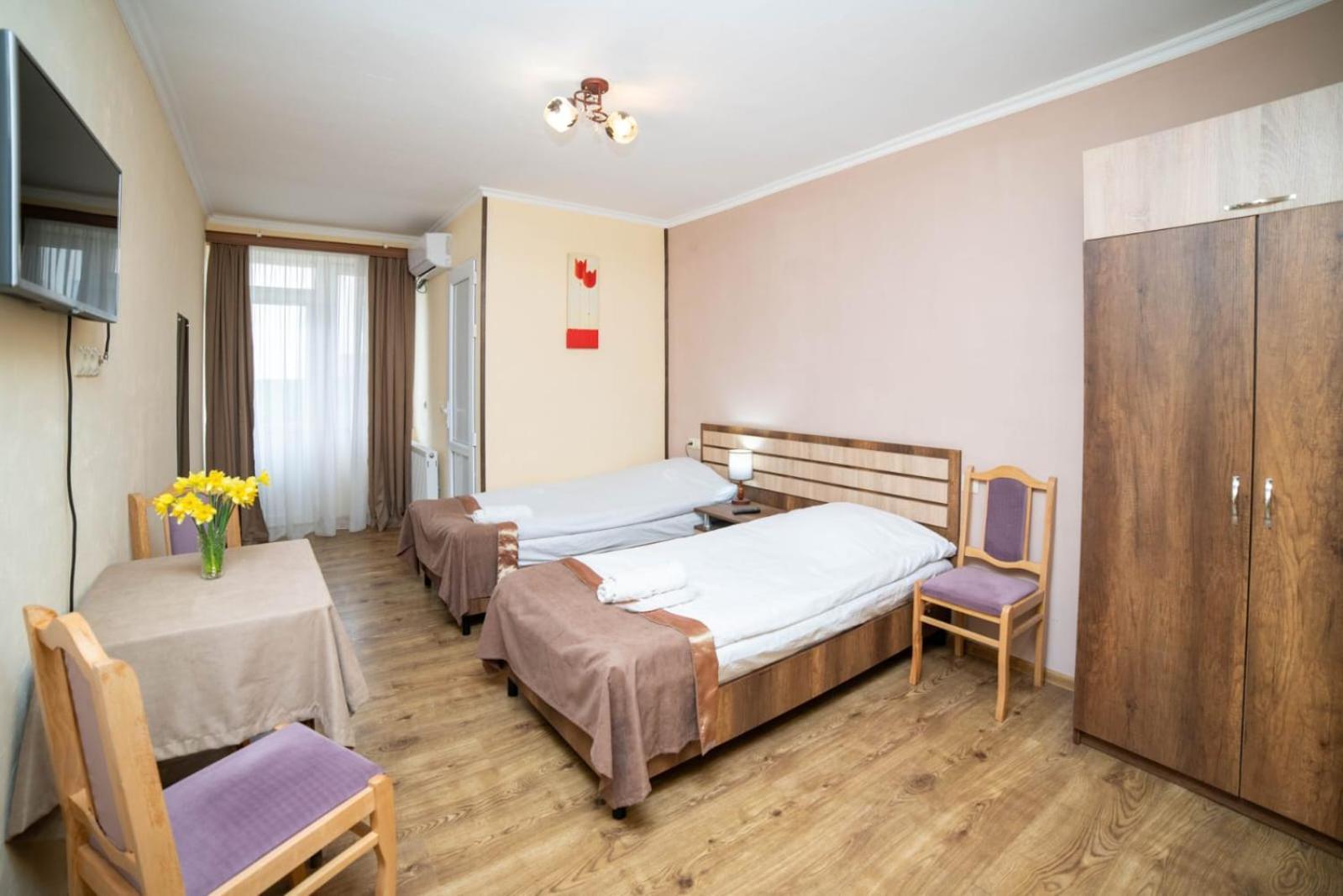 Guest House Kavkasioni 33 Telavi Ngoại thất bức ảnh