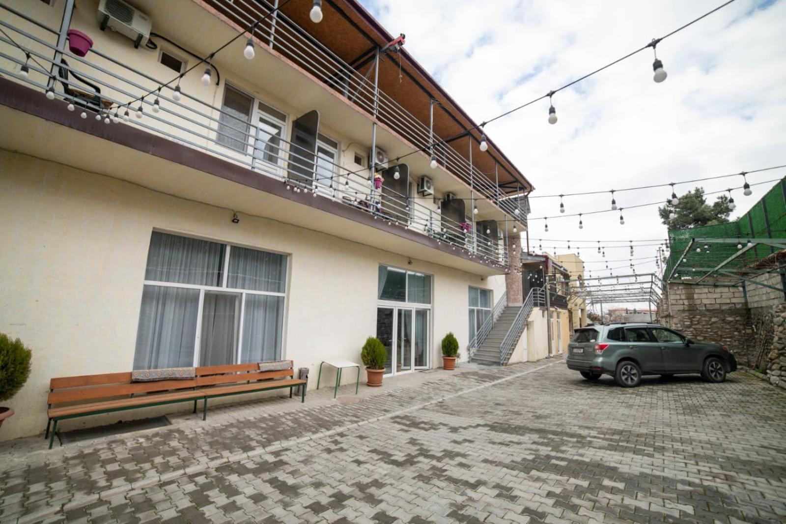 Guest House Kavkasioni 33 Telavi Ngoại thất bức ảnh