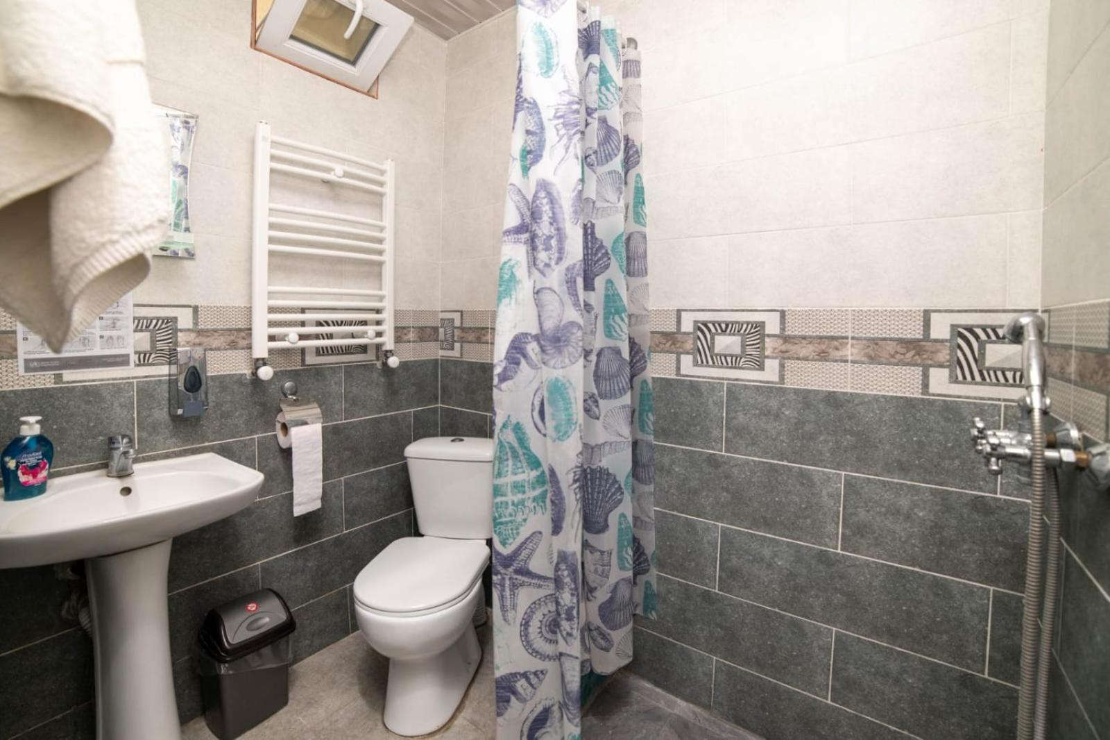 Guest House Kavkasioni 33 Telavi Ngoại thất bức ảnh